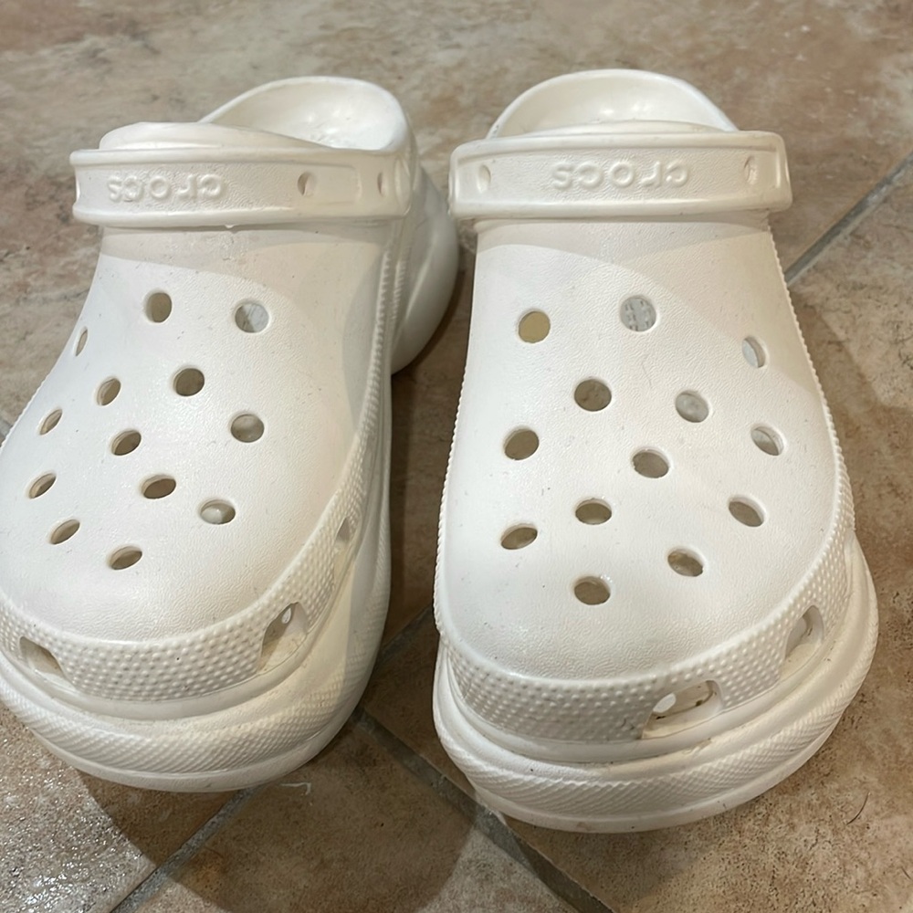 Platform crocs